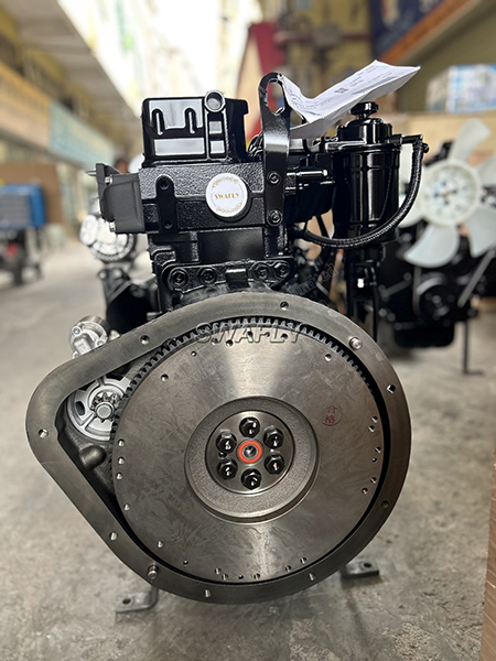 Yanmar 4TNE98 motor: Erőteljes dízelmotor a targoncákhoz